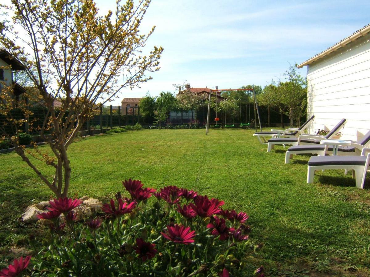 Gite L'Hirondelle Castelnau-de-Médoc Eksteriør billede